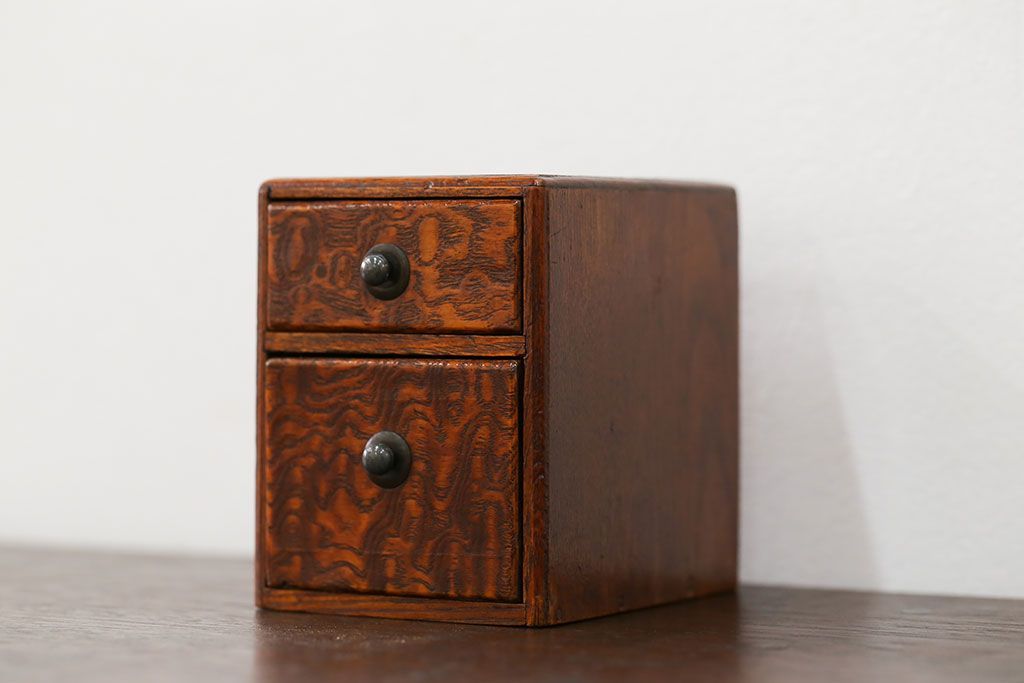 アンティーク家具　古民具・骨董 古いタモ材のとても小さな引き出し箱(小引き出し)