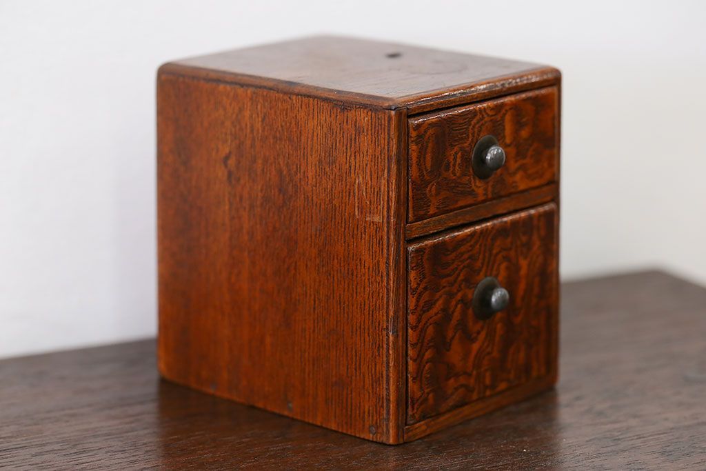 アンティーク家具　古民具・骨董 古いタモ材のとても小さな引き出し箱(小引き出し)