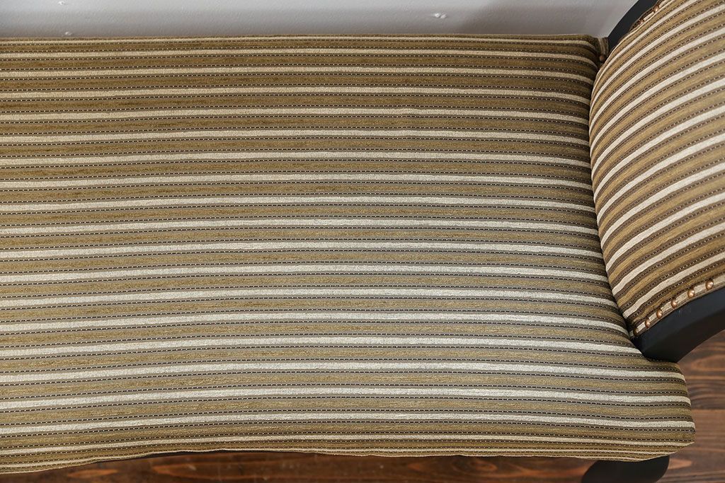 中古 海外ビンテージ 小振りなリペイントラウンジベンチ(椅子、ソファ)