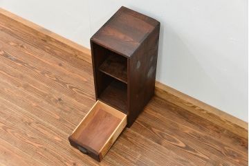 アンティーク家具　古民具・骨董 古い木の引き出し付き書棚(2)(本棚)