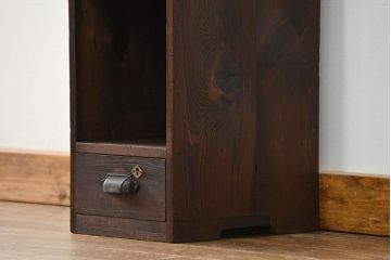 アンティーク家具　古民具・骨董 古い木の引き出し付き書棚(2)(本棚)