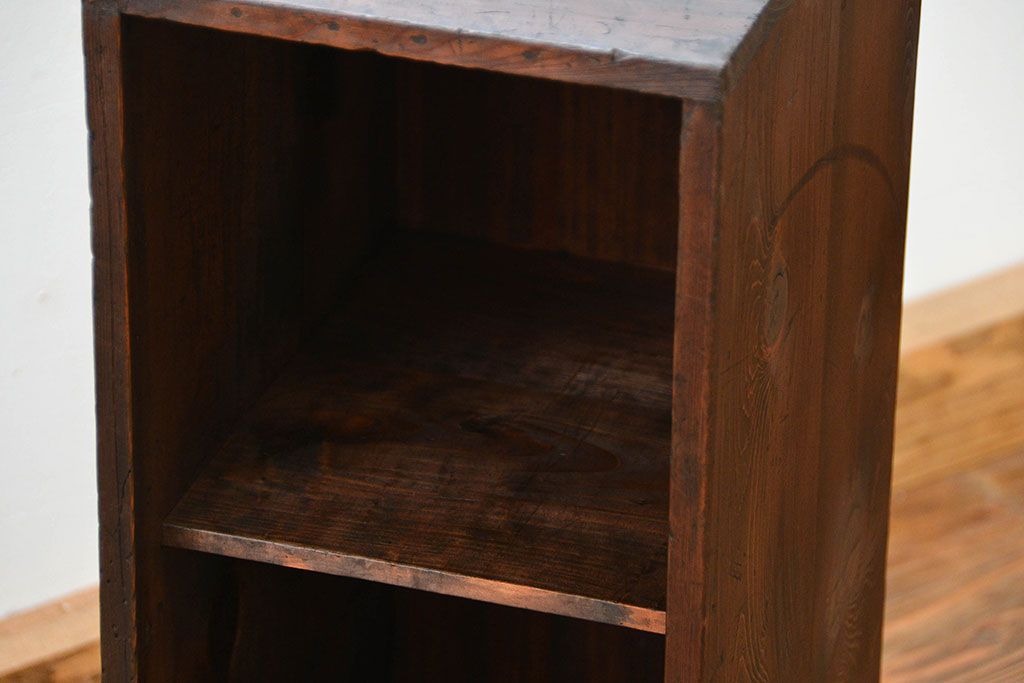 アンティーク家具　古民具・骨董 古い木の引き出し付き書棚(2)(本棚)