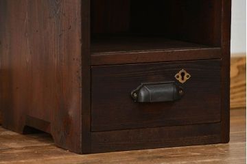 アンティーク家具　古民具・骨董 古い木の引き出し付き書棚(2)(本棚)