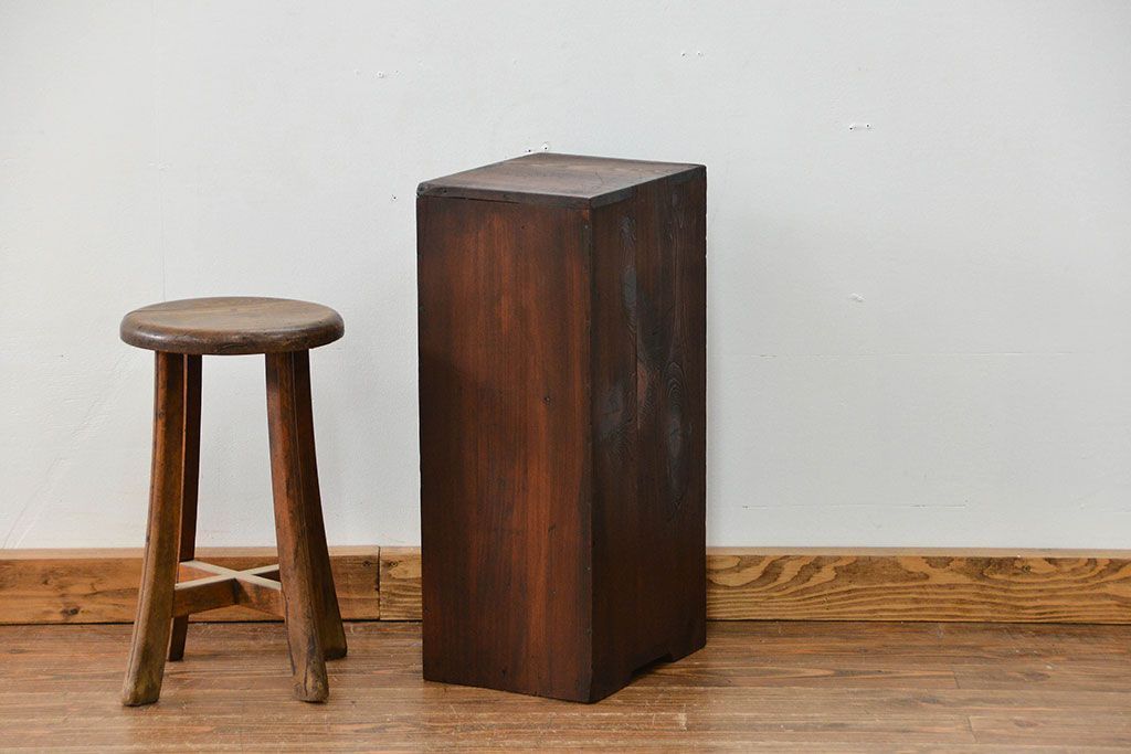 アンティーク家具　古民具・骨董 古い木の引き出し付き書棚(2)(本棚)