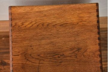 アンティーク家具　アンティーク 古いナラ材のネームプレート付き六段小引き出し