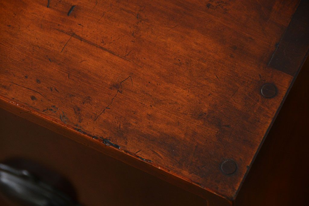 アンティーク家具　古民具・骨董 使い込まれた慳貪(けんどん)扉の収納棚(小引き出し)