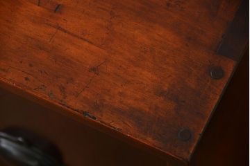 アンティーク家具　古民具・骨董 使い込まれた慳貪(けんどん)扉の収納棚(小引き出し)