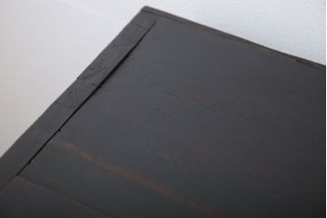 アンティーク家具　古民具・骨董 簡素な作りの脚付き収納棚(本棚)