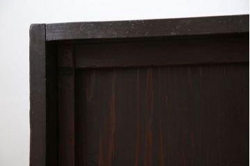 アンティーク家具　古民具・骨董 簡素な作りの脚付き収納棚(本棚)