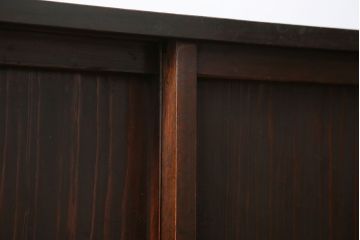 アンティーク家具　古民具・骨董 簡素な作りの脚付き収納棚(本棚)