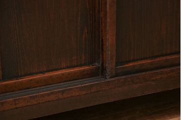 アンティーク家具　古民具・骨董 簡素な作りの脚付き収納棚(本棚)