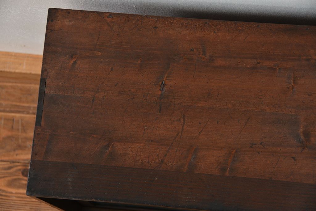 アンティーク家具　アンティーク 気泡ガラス入りの小さな収納棚