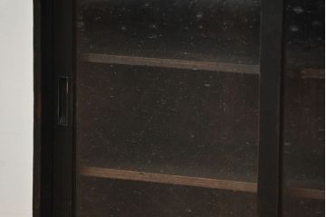 アンティーク家具　アンティーク 気泡ガラス入りの小さな収納棚