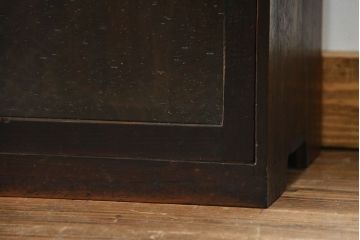 アンティーク家具　アンティーク 気泡ガラス入りの小さな収納棚