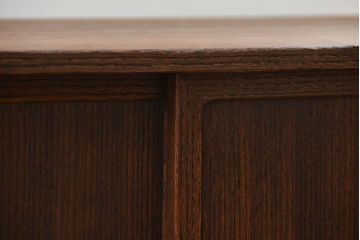 アンティーク家具　アンティーク 古い桐材の上品な小箪笥(小引き出し)