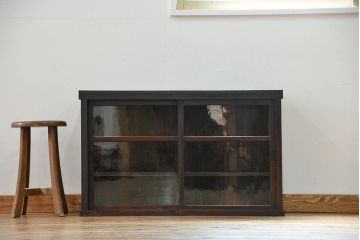 アンティーク家具　アンティーク 古い木の小さな収納棚(飾り棚)