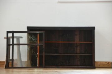 アンティーク家具　アンティーク 古い木の小さな収納棚(飾り棚)