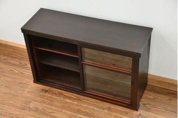 アンティーク家具　アンティーク 古い木の小さな収納棚(飾り棚)