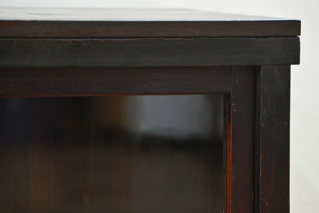 アンティーク家具　アンティーク 古い木の小さな収納棚(飾り棚)