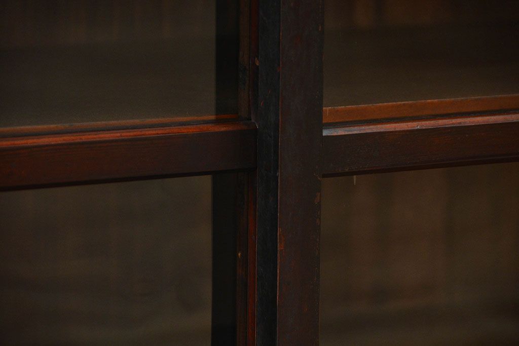 アンティーク家具　アンティーク 古い木の小さな収納棚(飾り棚)