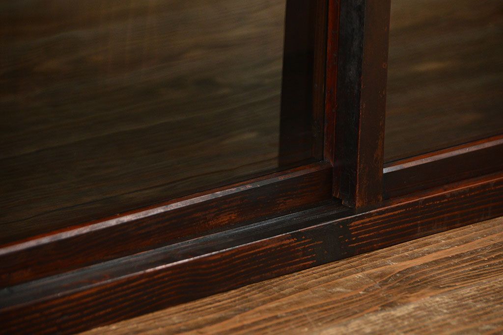 アンティーク家具　アンティーク 古い木の小さな収納棚(飾り棚)