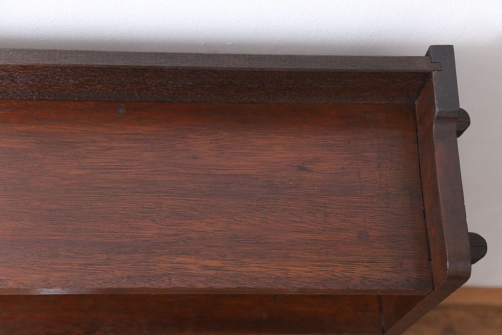 アンティーク家具　アンティーク 古い木の本棚(飾り棚)