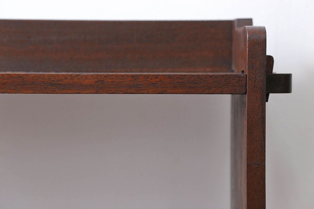 アンティーク家具　アンティーク 古い木の本棚(飾り棚)