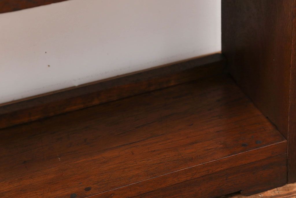 アンティーク家具　アンティーク 古い木の本棚(飾り棚)