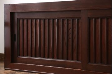 アンティーク家具　アンティーク　六尺 縦桟引き戸!時代箪笥ローボード(サイドボード、水屋箪笥、テレビ台、キャビネット、収納棚)