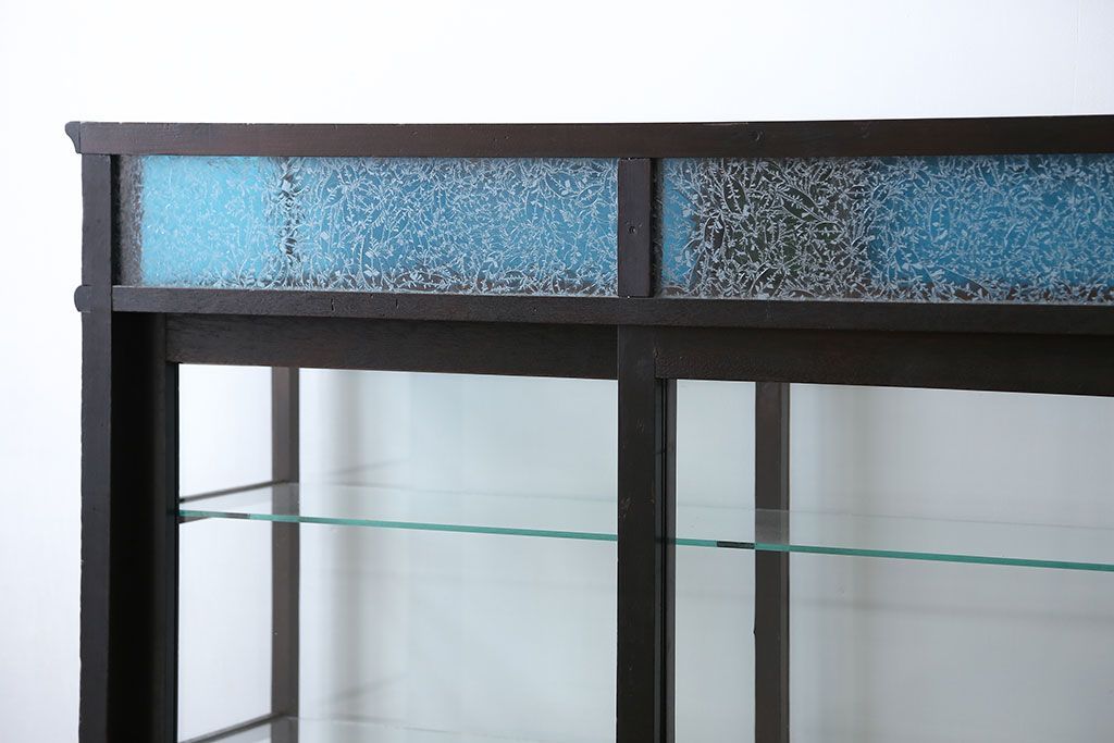 アンティーク家具　大正ロマン 古いタバコ屋の色ガラス入りショーケース(飾り棚、ガラスケース)