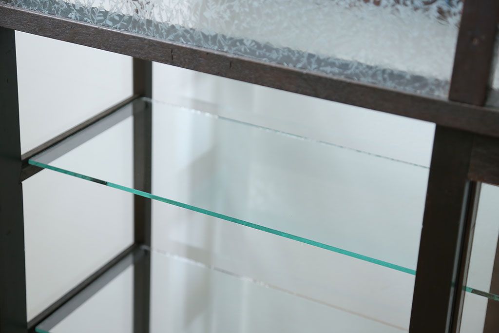 アンティーク家具　大正ロマン 古いタバコ屋の色ガラス入りショーケース(飾り棚、ガラスケース)