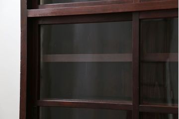 アンティーク家具　アンティーク 薄型ガラス収納棚(飾り棚、食器棚)