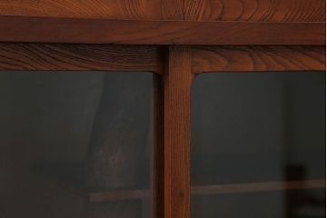 レトロ家具　アンティーク 前面欅材 レトロな茶箪笥(収納棚)