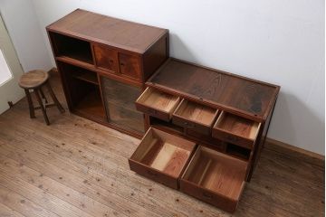 レトロ家具　アンティーク 前面欅材 レトロな茶箪笥(収納棚)