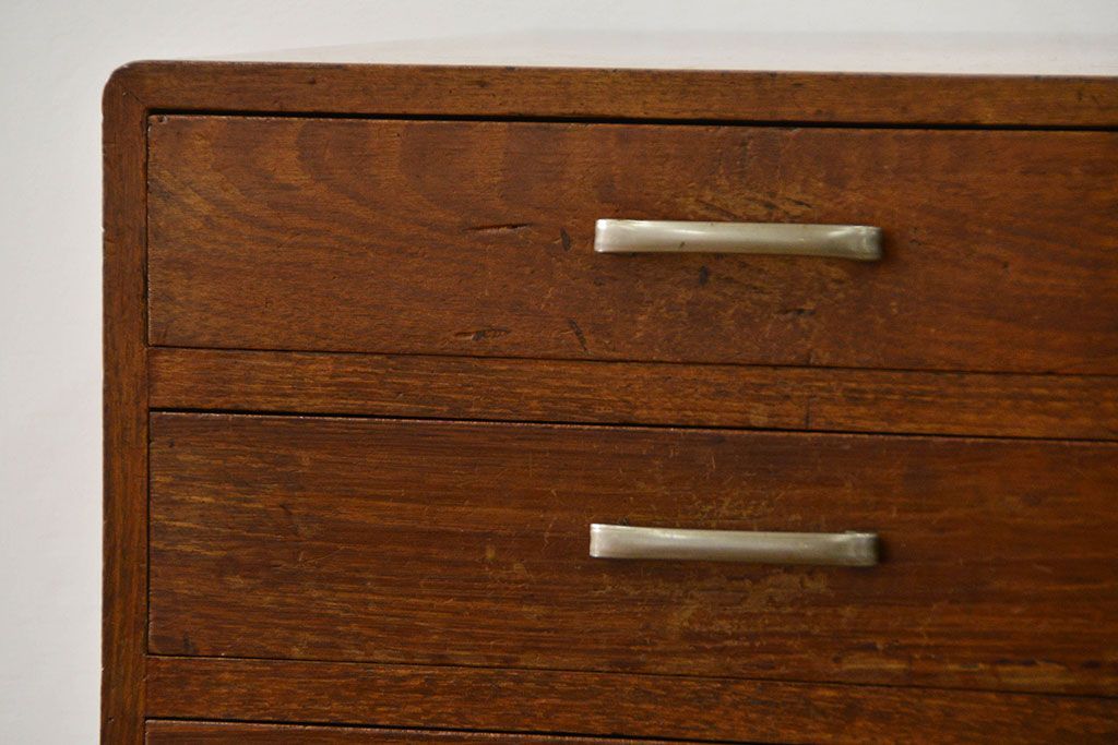 アンティーク家具　アンティーク 古いナラ材の4段小引き出し