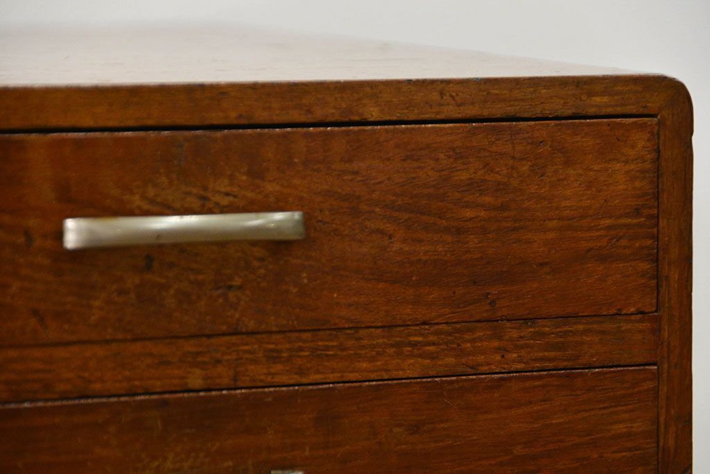 アンティーク家具　アンティーク 古いナラ材の4段小引き出し