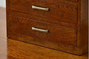 アンティーク家具　アンティーク 古いナラ材の4段小引き出し