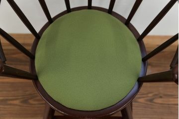 中古　秋田木工製　ベビーチェア(チャイルドチェア、椅子)