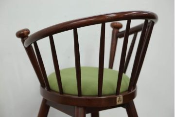 中古　秋田木工製　ベビーチェア(チャイルドチェア、椅子)