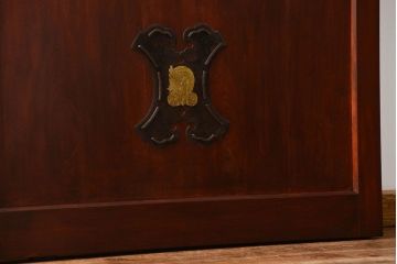 アンティーク 総欅材の重厚な蔵戸(扉、玄関戸)