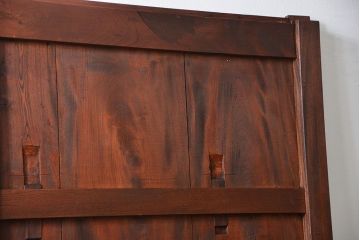 アンティーク 総欅材の重厚な蔵戸(扉、玄関戸)