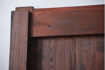 アンティーク 総欅材の重厚な蔵戸(扉、玄関戸)