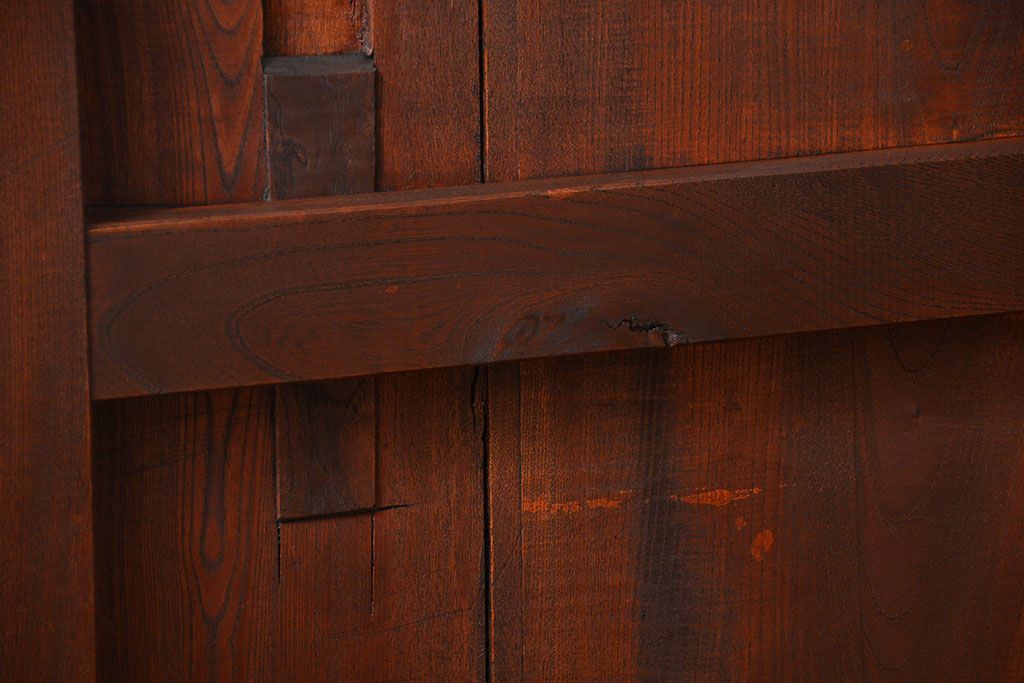アンティーク 総欅材の重厚な蔵戸(扉、玄関戸)