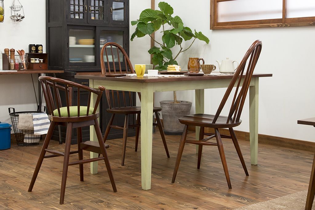 アンティーク家具　アンティークペイント　シンプルなダイニングテーブル(作業台)