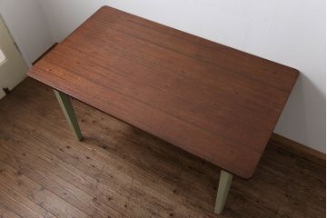 アンティーク家具　アンティークペイント　シンプルなダイニングテーブル(作業台)