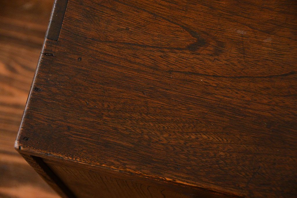 アンティーク家具　アンティーク 古い栓材の小さな慳貪(けんどん)扉 収納箱(小引き出し)