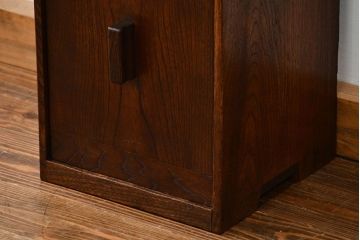 アンティーク家具　アンティーク 古い栓材の小さな慳貪(けんどん)扉 収納箱(小引き出し)