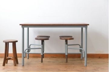 ラフジュ工房オリジナル 4脚格納スツールの作業台(テーブル、机  )