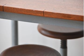 ラフジュ工房オリジナル 4脚格納スツールの作業台(テーブル、机  )