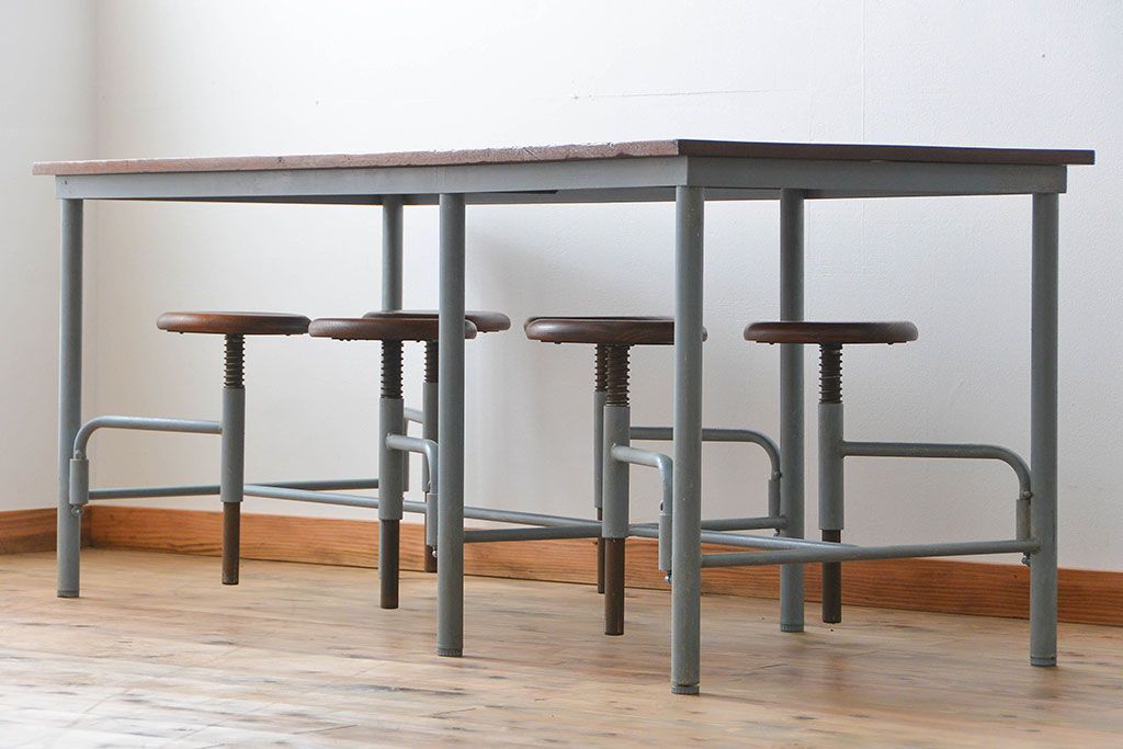 ラフジュ工房オリジナル 6脚格納スツールの作業台(テーブル、机)